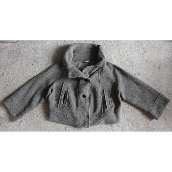 Alembika - Button Front, Convertible Collar Oversized Jacket- High Pile Fleece S - Picture 6 of 11